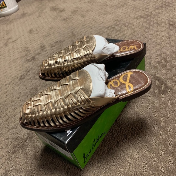 Sam Edelman size 8.5 Rose Gold Slides - Picture 4 of 5